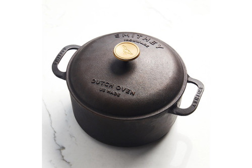 Smithey Cast Iron 5 1/2 qt. Dutch Oven with Lid
